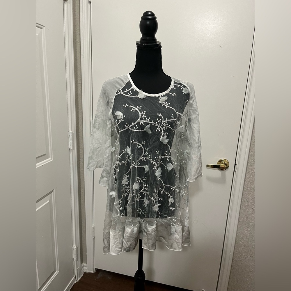 Chic Sheer White Floral Tunic Top